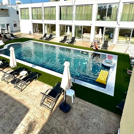 Sun Plaza - Adults Only 4*