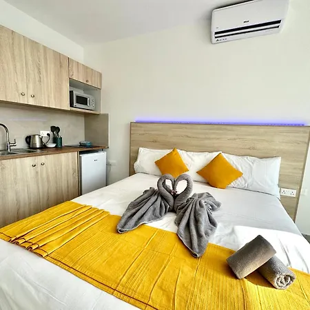 Sun Plaza - Adults Only Lägenhetshotell Ayia Napa