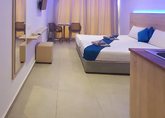 Sun Plaza - Adults Only