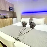 Sun Plaza - Adults Only Apartahotel