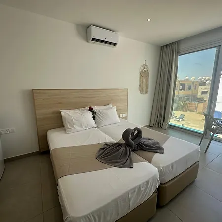 Sun Plaza - Adults Only Aparthotel