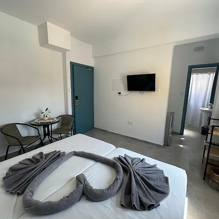 Sun Plaza - Adults Only Aparthotel