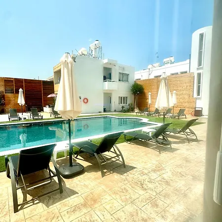 Lägenhetshotell Sun Plaza - Adults Only Ayia Napa