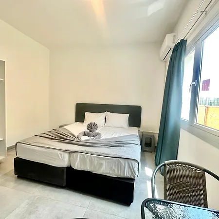 Sun Plaza - Adults Only Aparthotel *