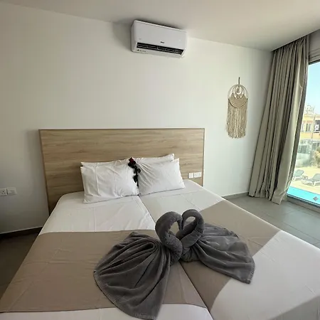 Sun Plaza - Adults Only Appart hôtel Ayía Nápa
