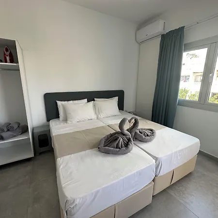 Sun Plaza - Adults Only Aparthotel