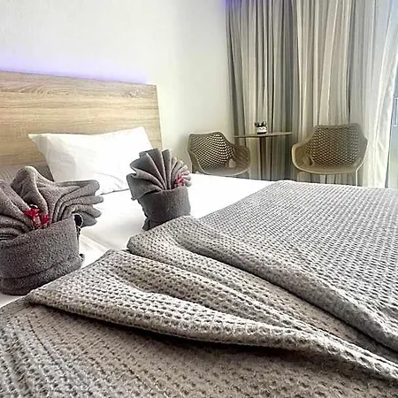 Sun Plaza - Adults Only Appart hôtel Ayía Nápa