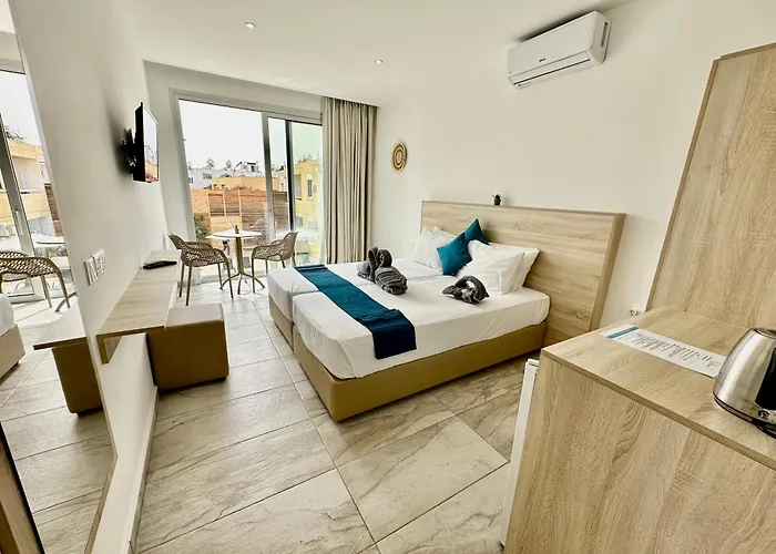 Sun Plaza - Adults Only 4*