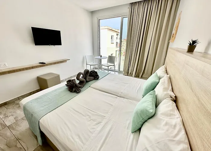 Sun Plaza - Adults Only 4*