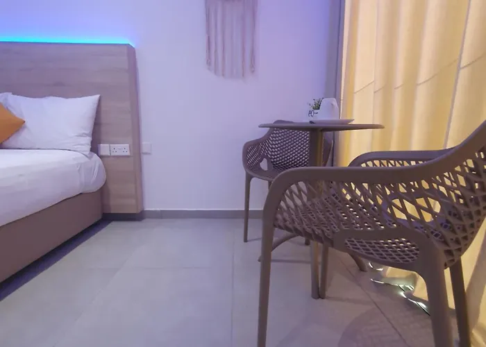 Sun Plaza - Adults Only Appart hôtel