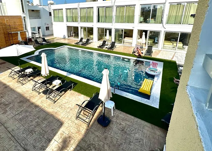 Sun Plaza - Adults Only 4*