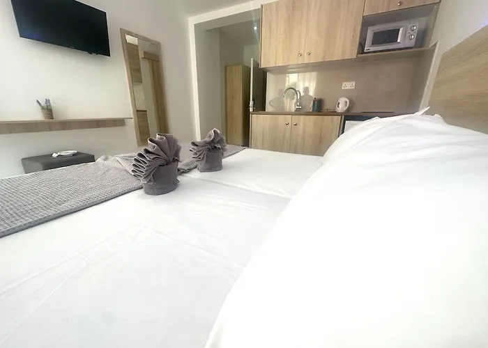 Sun Plaza - Adults Only Apartahotel