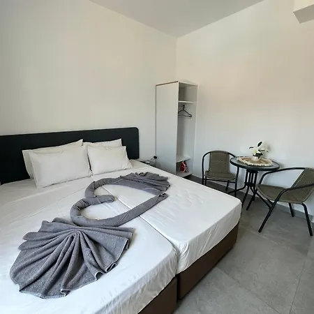 Sun Plaza - Adults Only Appart hôtel *